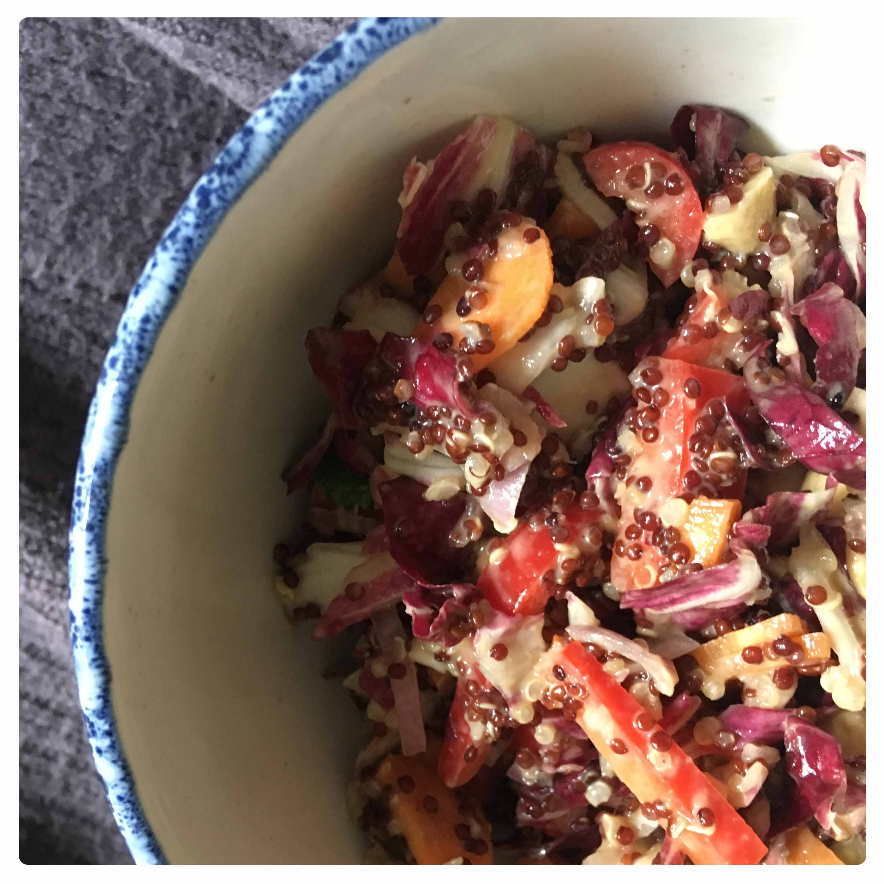 Radicchio-Quinoa-Salat mit Erdnussdressing! – My so-called Luck